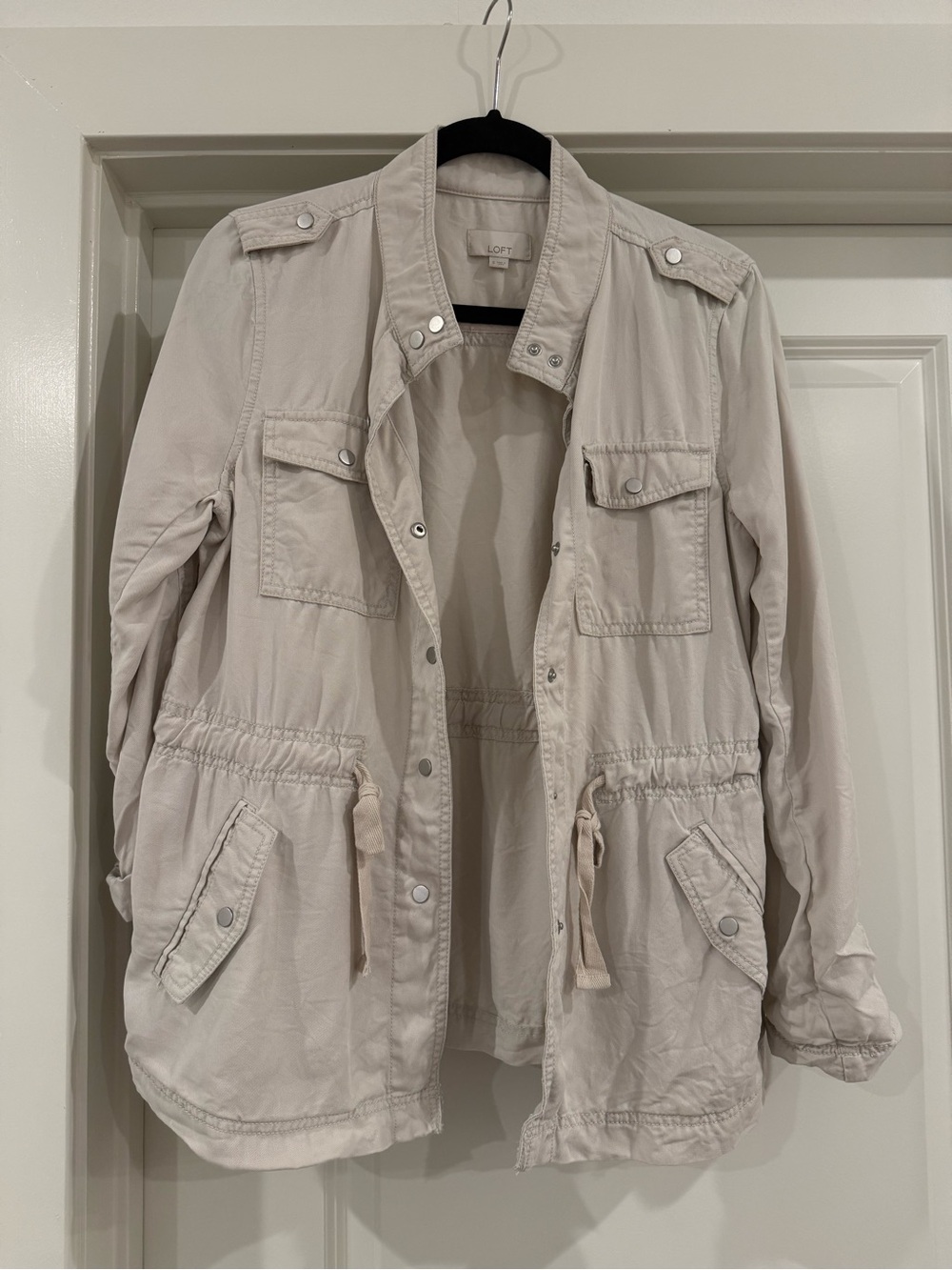 Loft women’s light tan cinch waist jacket- S